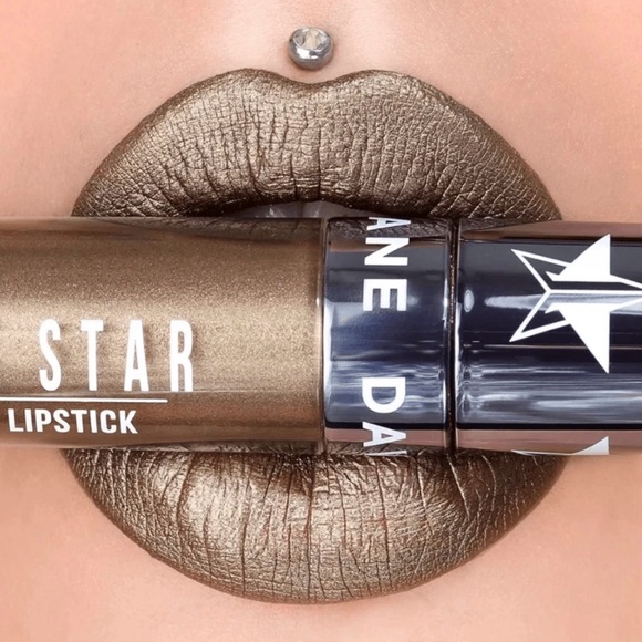 Jeffree Star Velour Liquid Lipstick in Shane a Shimmering Bronze 0.19 fl oz
NWT - Picture 3 of 4